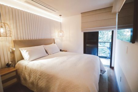 Apartamento à venda com 213m², 4 quartos e 3 vagasSuíte 2