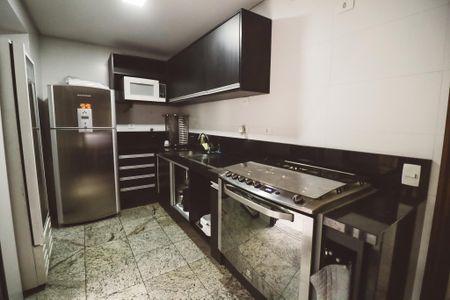 Apartamento à venda com 213m², 4 quartos e 3 vagasÁrea comum - Salão de festas