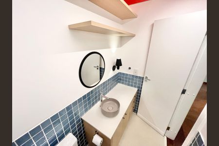 Apartamento à venda com 213m², 4 quartos e 3 vagas Apartamento à venda com 213m², 4 quartos e 3 vagasBanheiro da Suíte 3