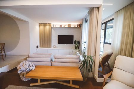 Apartamento à venda com 213m², 4 quartos e 3 vagasSala