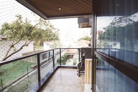 Apartamento à venda com 213m², 4 quartos e 3 vagasVaranda da Sala