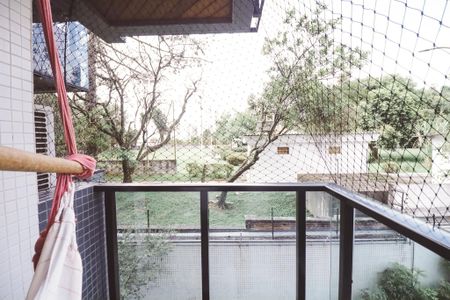 Apartamento à venda com 213m², 4 quartos e 3 vagasQuarto 1