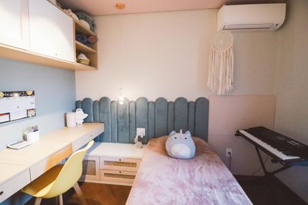 Apartamento à venda com 213m², 4 quartos e 3 vagasQuarto 2