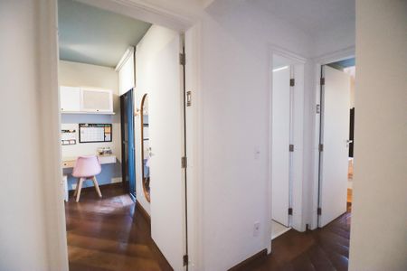 Apartamento à venda com 213m², 4 quartos e 3 vagasCorredor