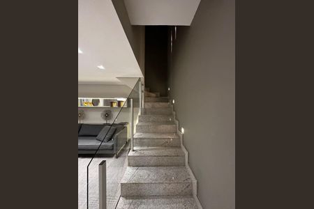 Apartamento para alugar com 240m², 4 quartos e 4 vagas