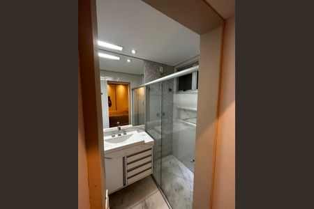 Apartamento para alugar com 240m², 4 quartos e 4 vagas