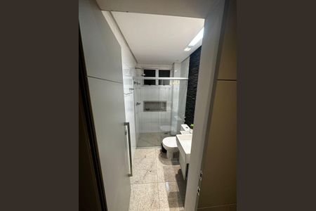 Apartamento para alugar com 240m², 4 quartos e 4 vagas