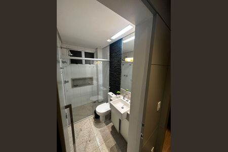 Apartamento para alugar com 240m², 4 quartos e 4 vagas