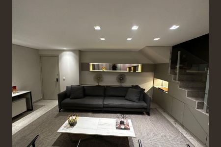 Apartamento para alugar com 240m², 4 quartos e 4 vagas