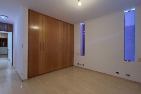 Casa para alugar com 400m², 5 quartos e 4 vagasSuíte