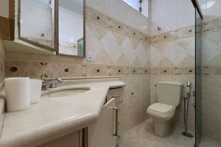 Casa para alugar com 400m², 5 quartos e 4 vagasBanheiro 1