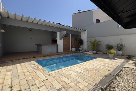 Casa para alugar com 400m², 5 quartos e 4 vagasPiscina