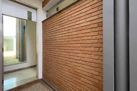 Casa para alugar com 400m², 5 quartos e 4 vagasEntrada