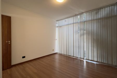 Casa para alugar com 400m², 5 quartos e 4 vagasQuarto 4