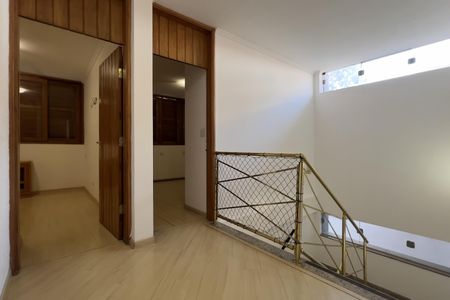 Casa para alugar com 400m², 5 quartos e 4 vagasCorredor dos Dormitórios