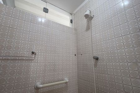 Casa para alugar com 400m², 5 quartos e 4 vagasBanheiro de serviço