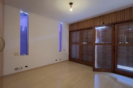 Casa para alugar com 400m², 5 quartos e 4 vagasSuíte