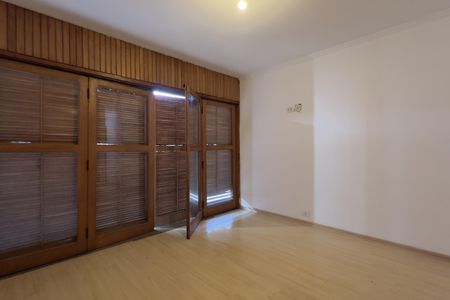 Casa para alugar com 400m², 5 quartos e 4 vagasSuíte