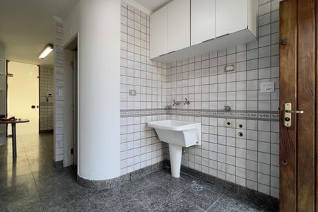 Casa para alugar com 400m², 5 quartos e 4 vagasCozinha e Área de Serviço