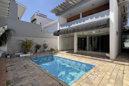 Casa para alugar com 400m², 5 quartos e 4 vagasPiscina
