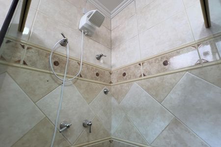 Casa para alugar com 400m², 5 quartos e 4 vagasBanheiro 1