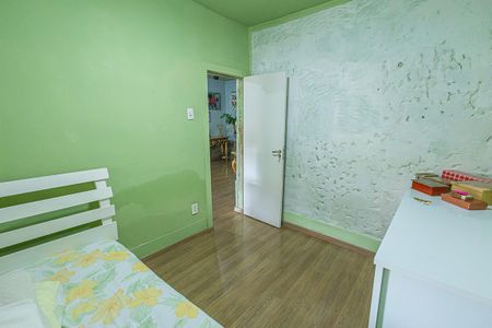 Casa à venda com 291m², 5 quartos e 6 vagasCasa 02 - Quarto 2