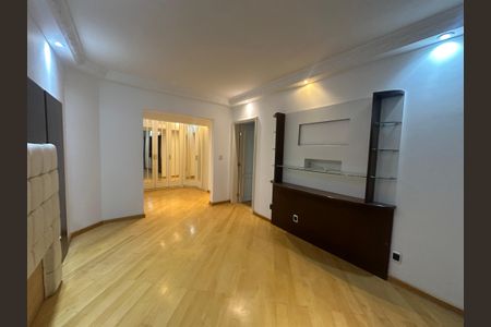 Apartamento à venda com 285m², 3 quartos e 4 vagasSuíte 2