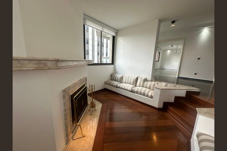 Apartamento à venda com 285m², 3 quartos e 4 vagasLareira