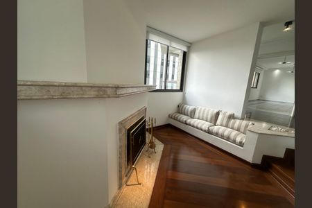 Apartamento à venda com 285m², 3 quartos e 4 vagasLareira