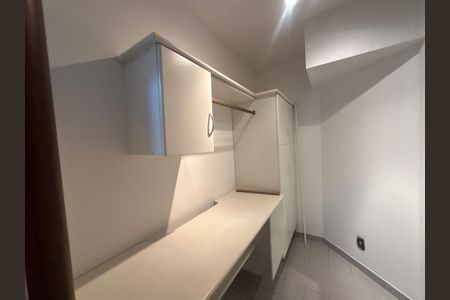 Apartamento à venda com 285m², 3 quartos e 4 vagasDeposito