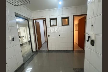 Apartamento à venda com 285m², 3 quartos e 4 vagasÁrea de Serviço