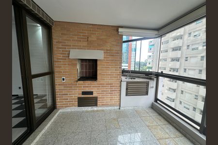 Apartamento à venda com 285m², 3 quartos e 4 vagasChurrasqueira