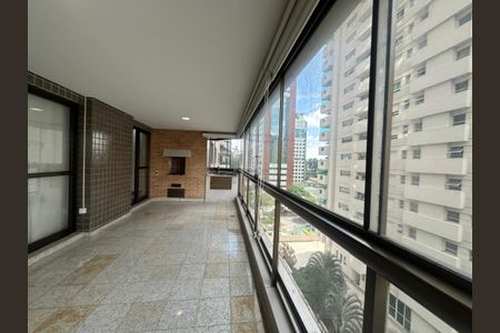 Apartamento à venda com 285m², 3 quartos e 4 vagasVaranda da Sala