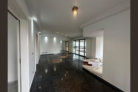 Apartamento à venda com 285m², 3 quartos e 4 vagasSala