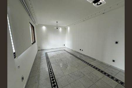 Apartamento à venda com 285m², 3 quartos e 4 vagasSala de TV