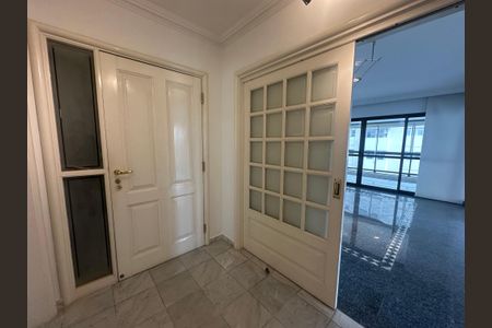 Apartamento à venda com 285m², 3 quartos e 4 vagasHall de entrada