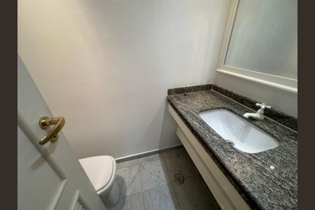 Apartamento à venda com 285m², 3 quartos e 4 vagasLavabo