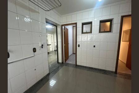 Apartamento à venda com 285m², 3 quartos e 4 vagasÁrea de Serviço