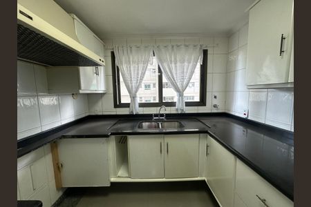Apartamento à venda com 285m², 3 quartos e 4 vagasCozinha
