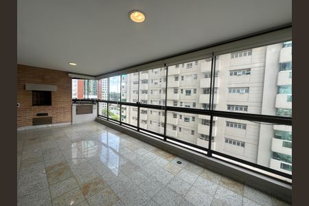 Apartamento à venda com 285m², 3 quartos e 4 vagasVaranda da Sala