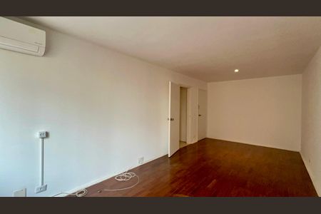 Apartamento à venda com 75m², 2 quartos e 1 vagaSala