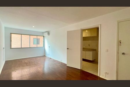 Sala de apartamento à venda com 2 quartos, 75m² em Jardim Paulista, São Paulo