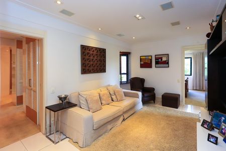 Apartamento à venda com 350m², 4 quartos e 4 vagas Apartamento à venda com 350m², 4 quartos e 4 vagassala íntima