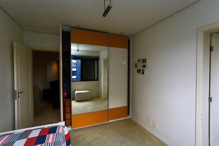 Apartamento à venda com 350m², 4 quartos e 4 vagas Apartamento à venda com 350m², 4 quartos e 4 vagassuíte 2