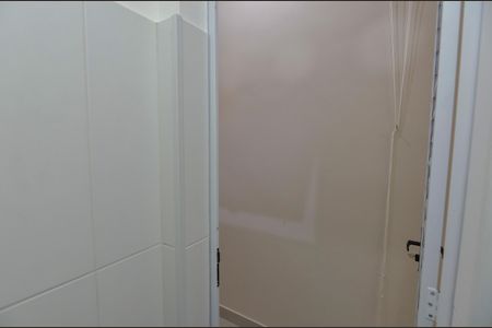 Apartamento para alugar com 70m², 2 quartos e 1 vaga Apartamento para alugar com 70m², 2 quartos e 1 vagaBanheiro de Serviço