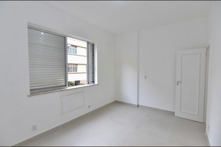 Quarto 1 de apartamento para alugar com 2 quartos, 70m² em Tijuca, Rio de Janeiro