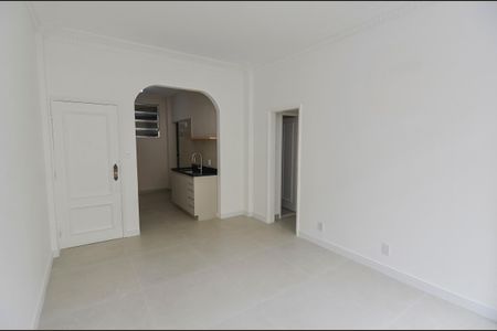 Apartamento para alugar com 70m², 2 quartos e 1 vaga Apartamento para alugar com 70m², 2 quartos e 1 vagaSala