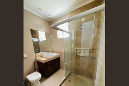 Apartamento à venda com 139m², 3 quartos e sem vaga Apartamento à venda com 139m², 3 quartos e sem vagaBanheiro