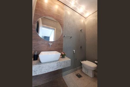 Casa de condomínio à venda com 360m², 4 quartos e 4 vagasLavabo 1