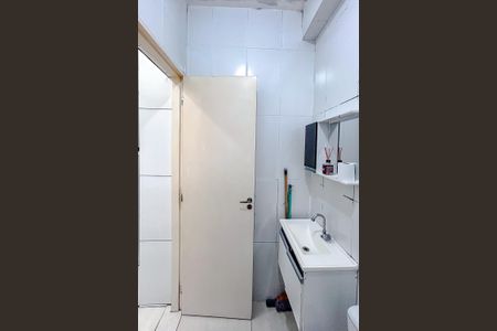 Casa de condomínio para alugar com 28m², 1 quarto e sem vagaBanheiro